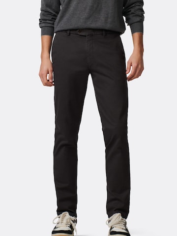 Coupe slim Pantalon chino MMXGERMANY en gris : devant