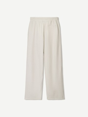 Bershka Wide leg Byxa i grå