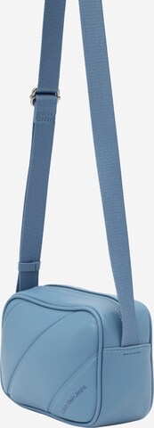 Sac à bandoulière Calvin Klein Jeans en bleu : devant