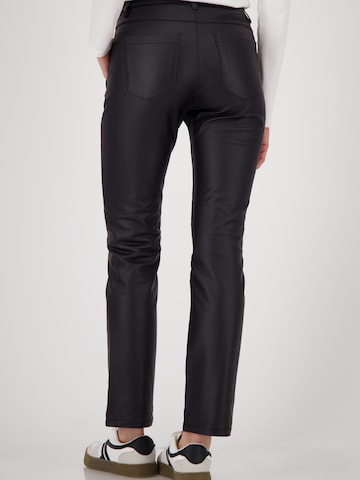 Slimfit Pantaloni de la monari pe negru