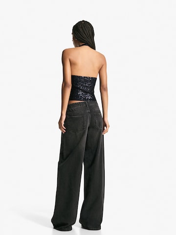 Top di Bershka in blu