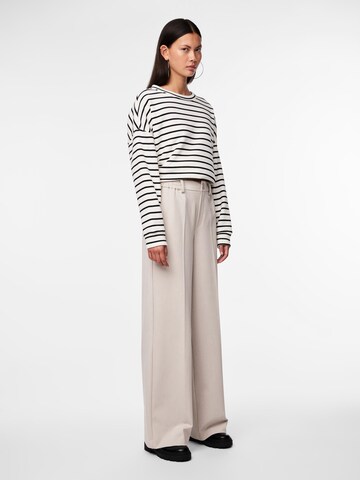 PIECES Loose fit Pleated Pants 'Camil' in Grey