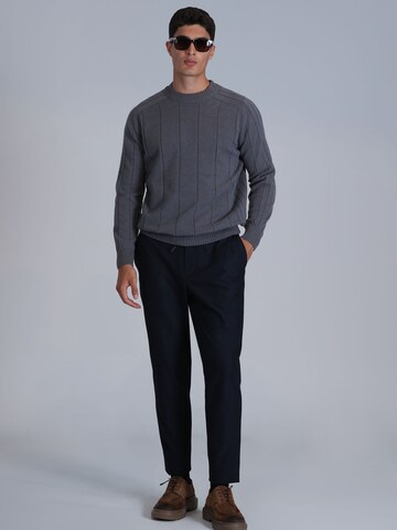 Pull-over Lufian en gris : devant
