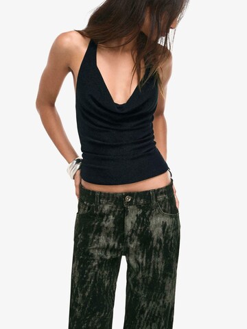 Bershka Top - Čierna