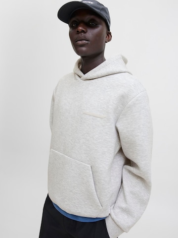 JACK & JONES Свитшот 'JCOFusion' в Серый