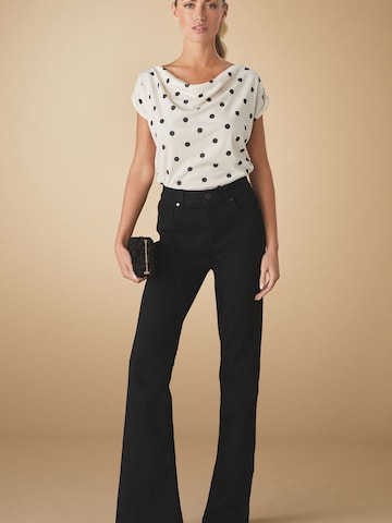 Next Laienev Teksapüksid, värv must