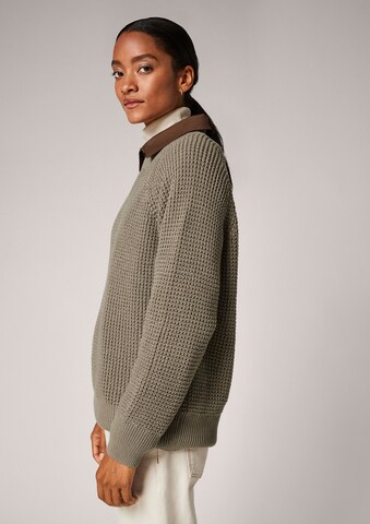 comma casual identity Sweater in Brown: front