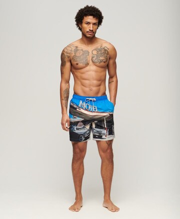 Shorts de bain Superdry en mélange de couleurs