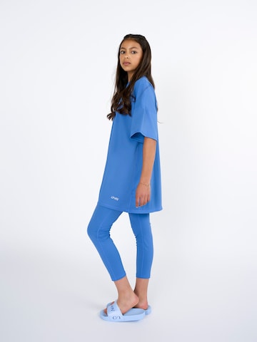 Abbigliamento da mare sportivo di Chay in blu