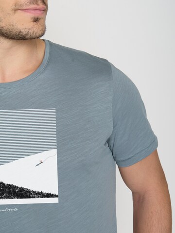GREENBOMB Shirt 'Nature Snow Silence' in Blauw