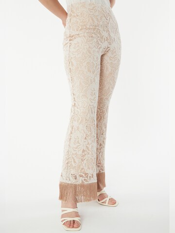 Ana Alcazar Boot cut Pants 'Zakira' in Beige: front