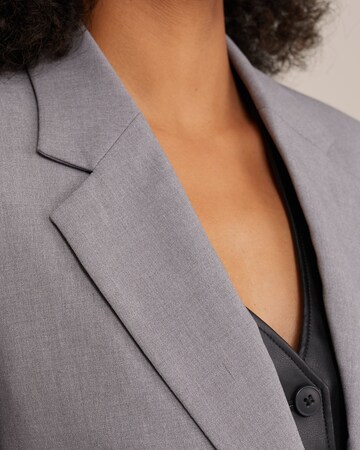 WE Fashion Blazer in Grey