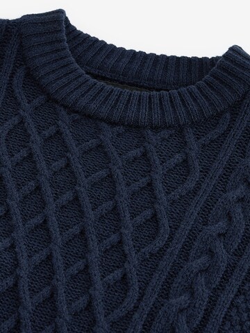 Next Pullover in Blau