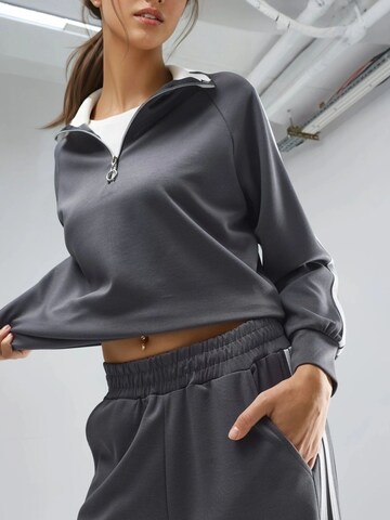 Tuta da jogging di Hiccup in grigio