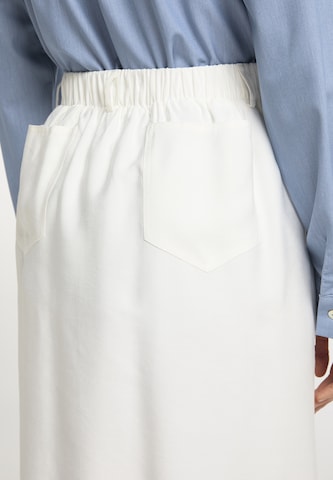 usha BLUE LABEL Skirt in White