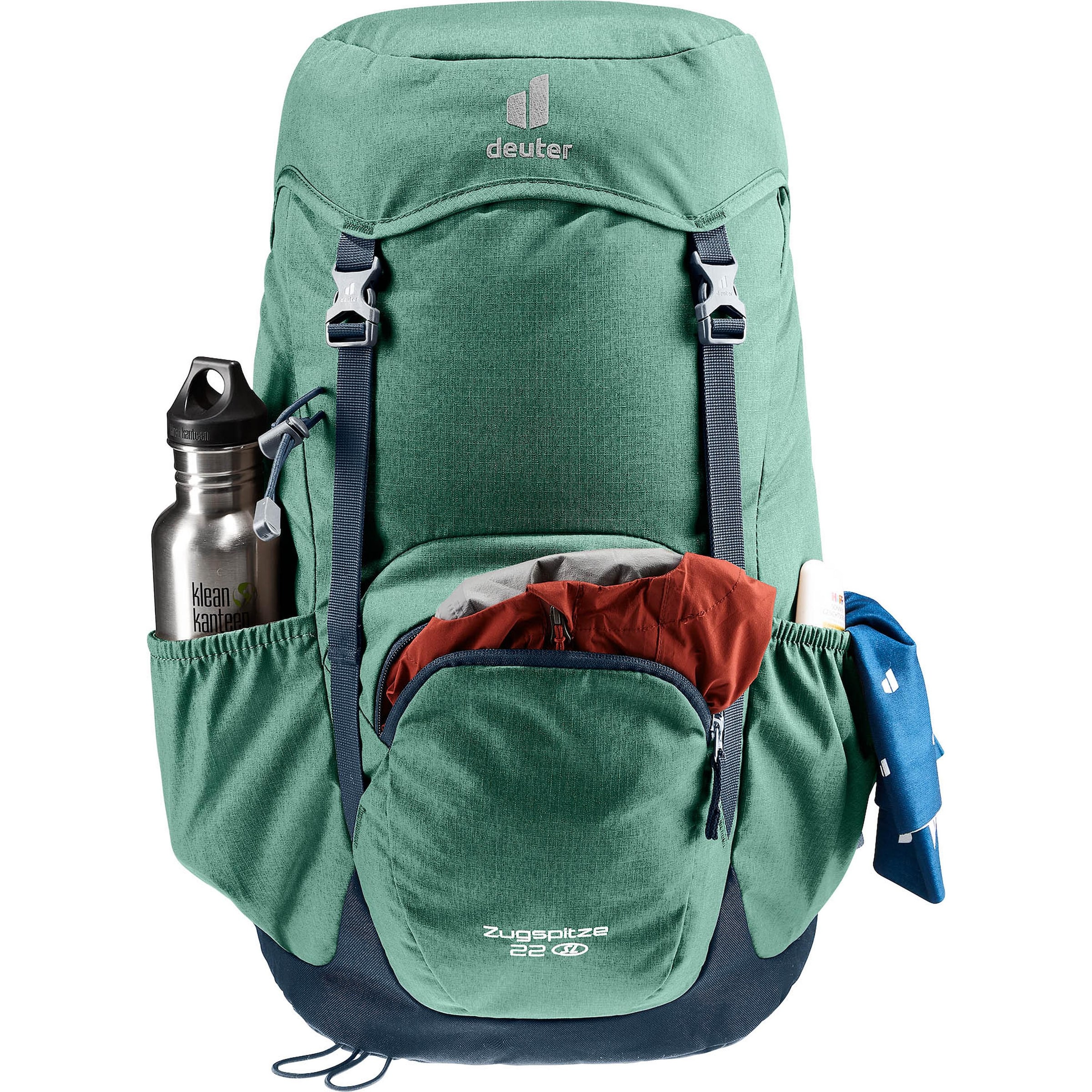 DEUTER Sports Backpack 'Zugspitze' in Green