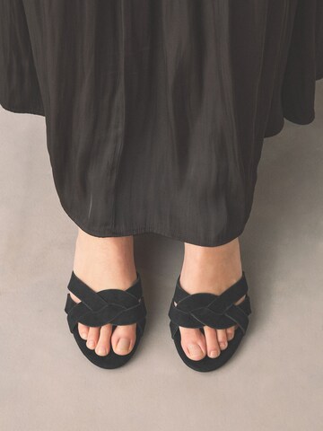 Next Strap sandal 'Forever Comfort®' in Black