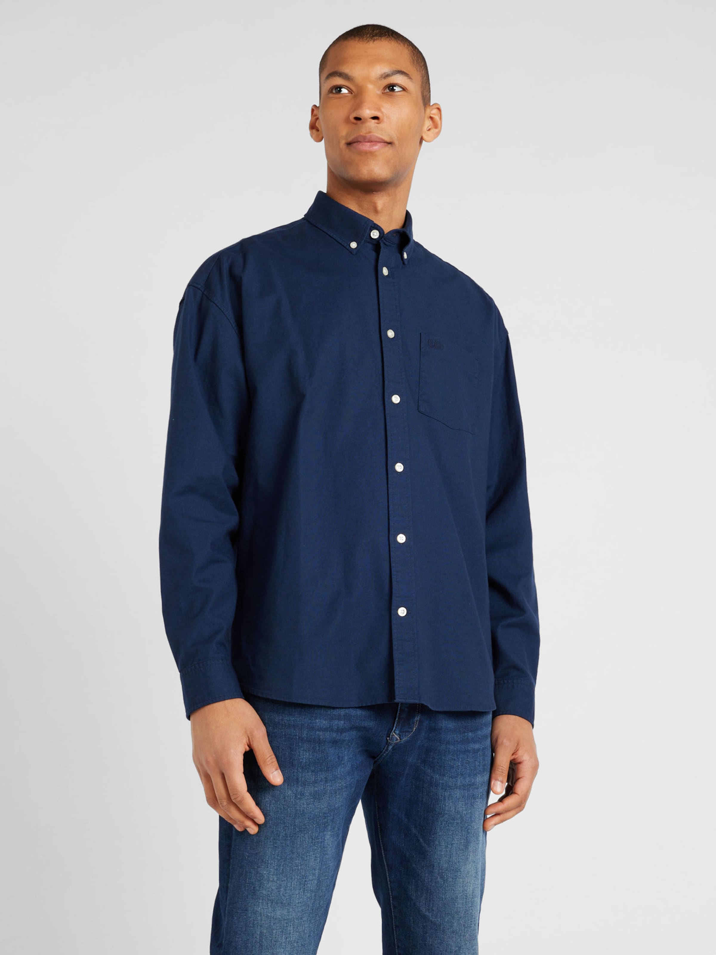 Gap button up discount