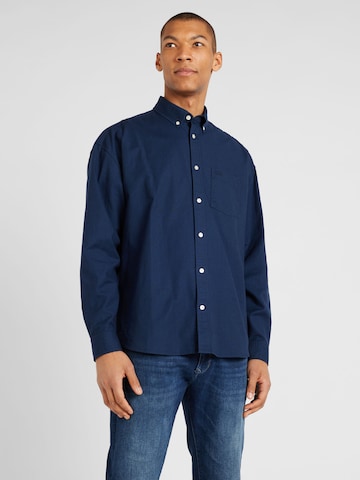 GAP Regular fit Button Up Shirt in Blue: front