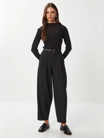 Happiness İstanbul Barrel Pleat-front trousers in Black