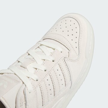 Baskets basses 'Forum' ADIDAS ORIGINALS en beige