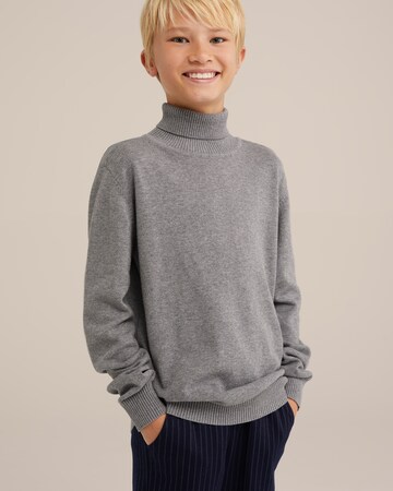 WE Fashion Sweater in Grey: front
