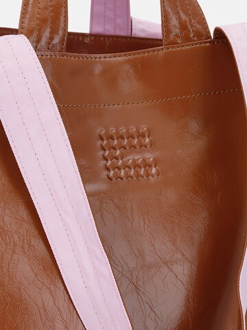 Clio Shopper in Brown