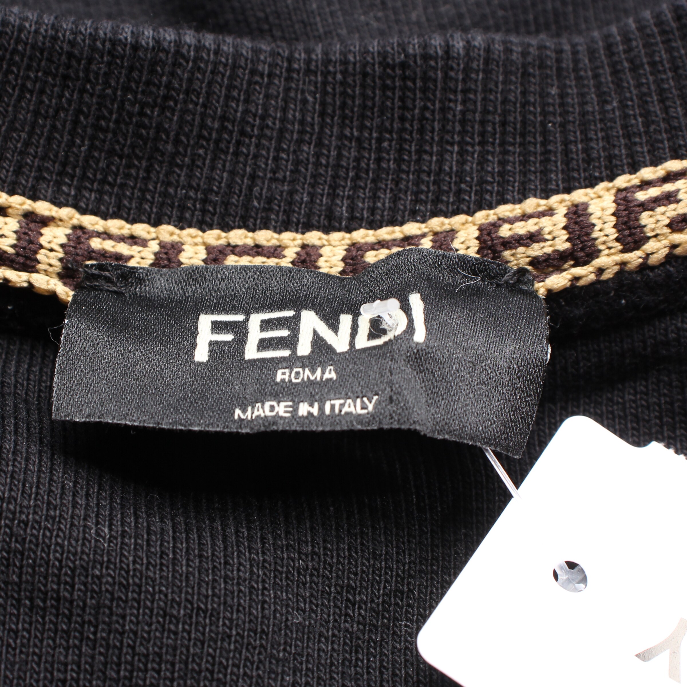 Fendi Sweater & Cardigan in L in Black