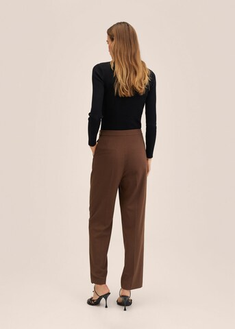 MANGO Loose fit Pleat-Front Pants 'Charlie' in Brown