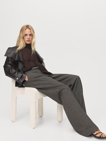 MANGO Loosefit Kalhoty s puky 'Carlota' – hnědá