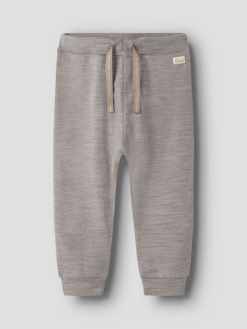 NAME IT - Tapered Pantalón en gris