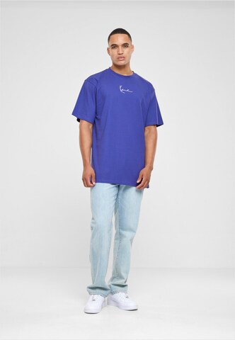 Karl Kani Тениска 'KM-TE011-092-010' в синьо