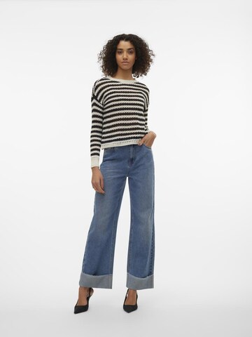 VERO MODA Свитер 'SPRING' в Белый