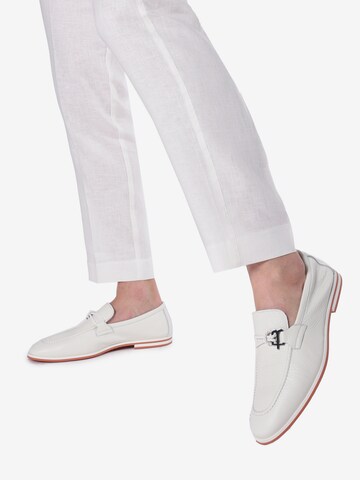 Baldinini Classic Flats 'in' in White: front