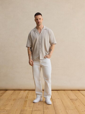DAN FOX APPAREL Regular fit Srajca 'Roman' | siva barva