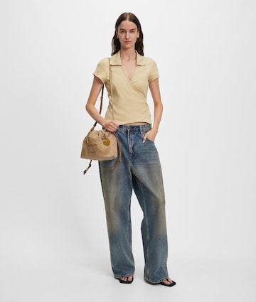 Liebeskind Berlin Pouch in Beige: front