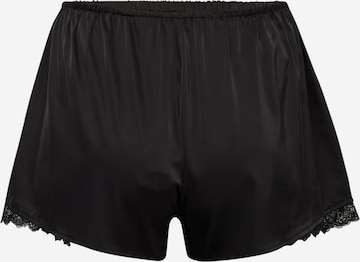 ONLY Carmakoma Shorts in Schwarz