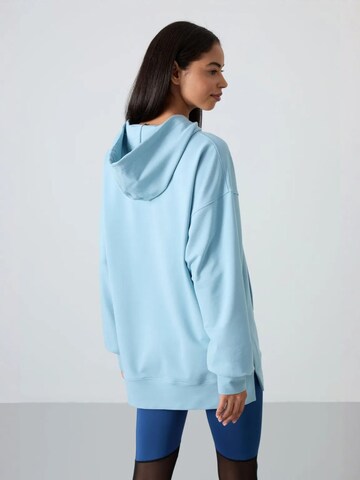 Felpa di Tommy Life in blu