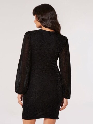 Robe ' ' Apricot en noir