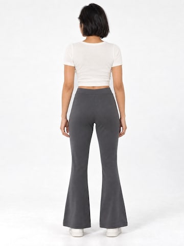 Lady Bersan Trousers 'Jogginghose' in Grey