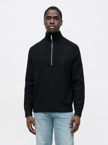 Pull-over Calvin Klein en noir : devant