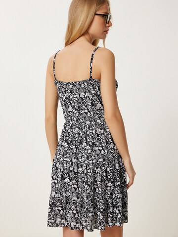 Happiness İstanbul Jurk in Zwart