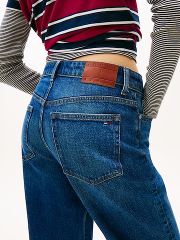 regular Jeans 'KIRA' di Tommy Jeans in blu