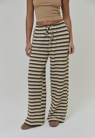 South Beach Wide Leg Hose in Gelb: Vorderseite