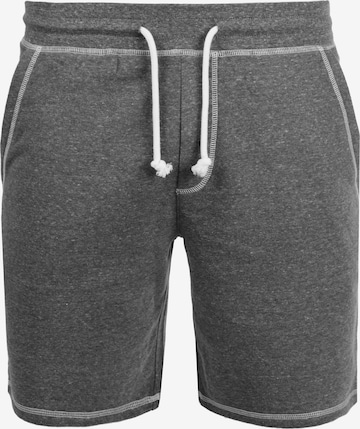 !Solid Regular Sweatshorts 'Toljan' in Grau: predná strana