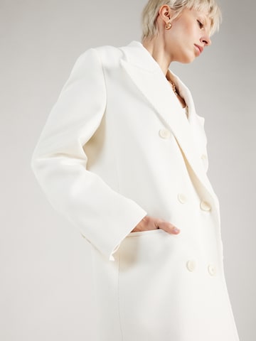 DRYKORN Between-Seasons Coat 'WORCESTER' in White