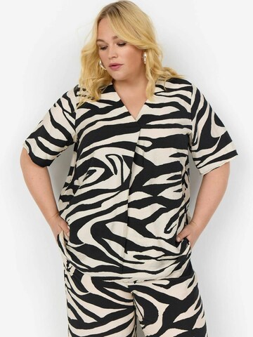 Wasabi Concept Blouse 'Luana' in Zwart: voorkant