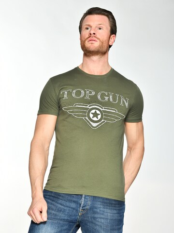 TOP GUN Shirt in Groen: voorkant