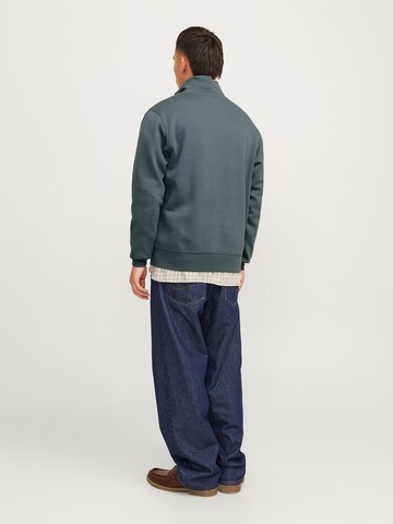 JACK & JONES Bluzka sportowa 'JWHVESTERBRO' w kolorze niebieski: tył