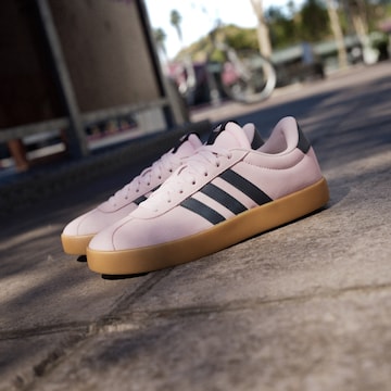 ADIDAS SPORTSWEAR Matalavartiset tennarit 'VL Court 3.0' värissä vaaleanpunainen